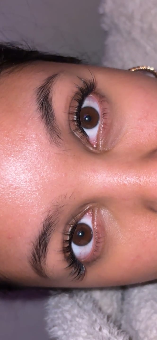 Customer photo review of Secret Lash Kit