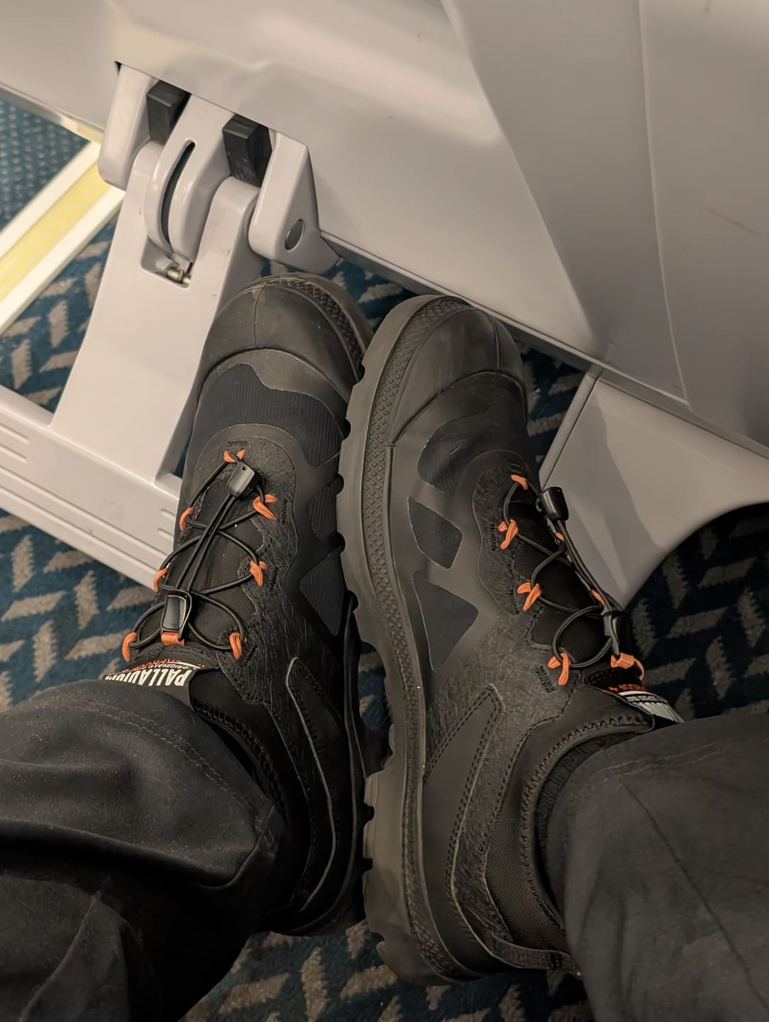 Customer photo review of 74474-008-M | PAMPA LT+ LO XPLR WP+ | BLACK