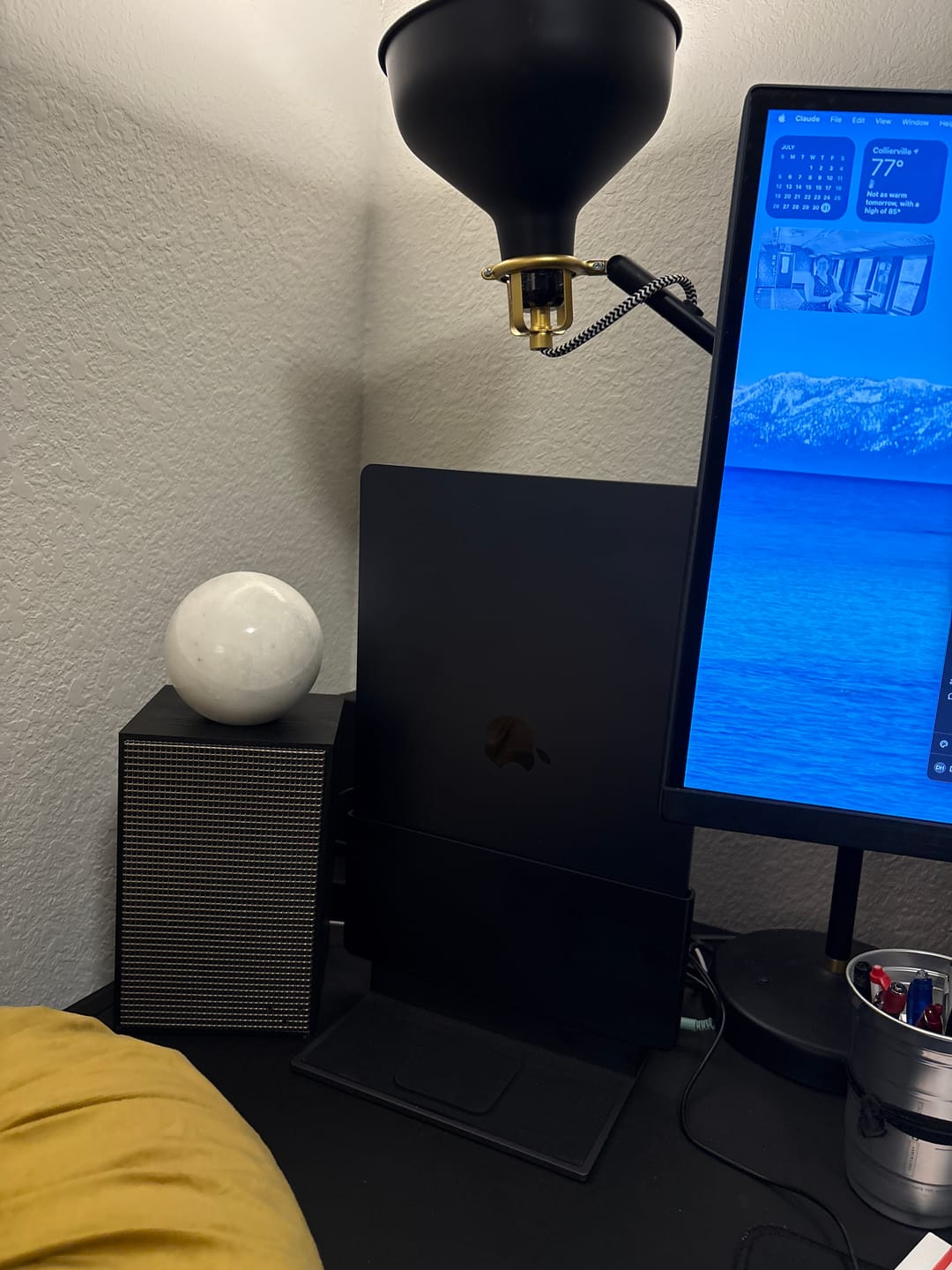Customer photo review of MacBook Sleeve Adapter for Brydge ProDock