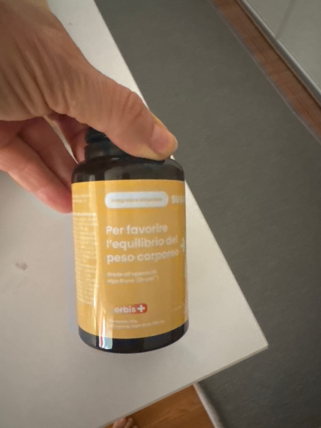 Kundrecension med bild av SUGAR DETOX – Kosttillskott för viktenbalans (120 kapslar) – ”Minska suget efter socker och ta tillbaka kontrollen.”