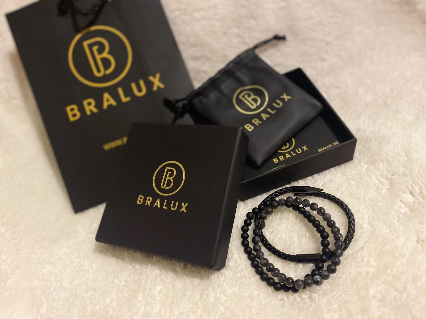 Customer photo review of Nail Stack - Black