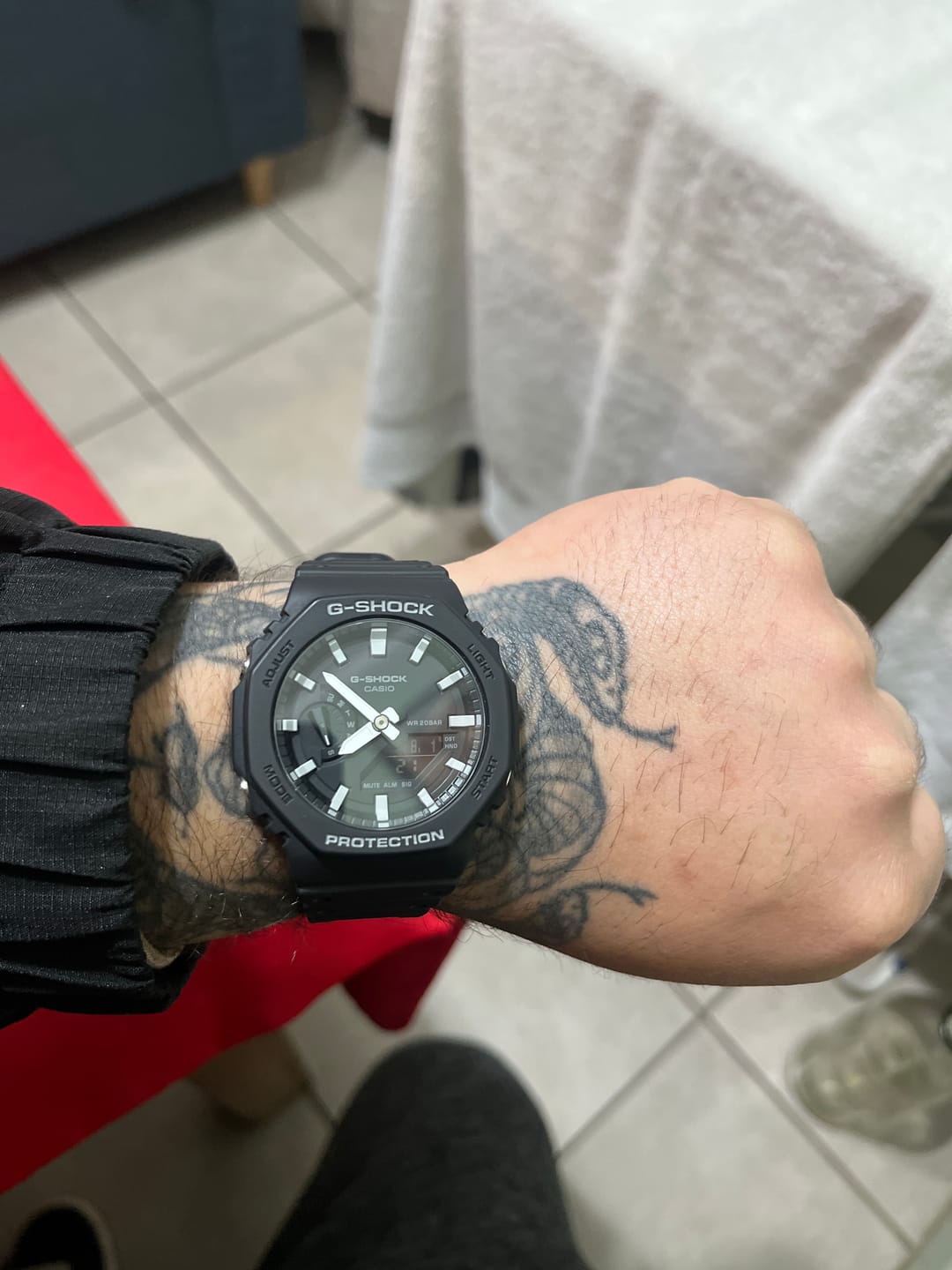 Customer photo review of Reloj Casio G-Shock Royal Oak "Casioak" GA-2100-1AJF Carbon Core Negro JDM