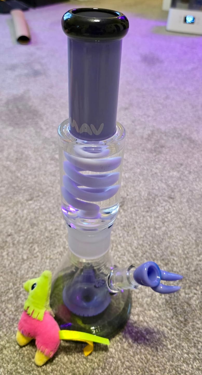 Customer photo review of Purple and Transparent Black Slitted Pyramid Beaker Freezable Coil System