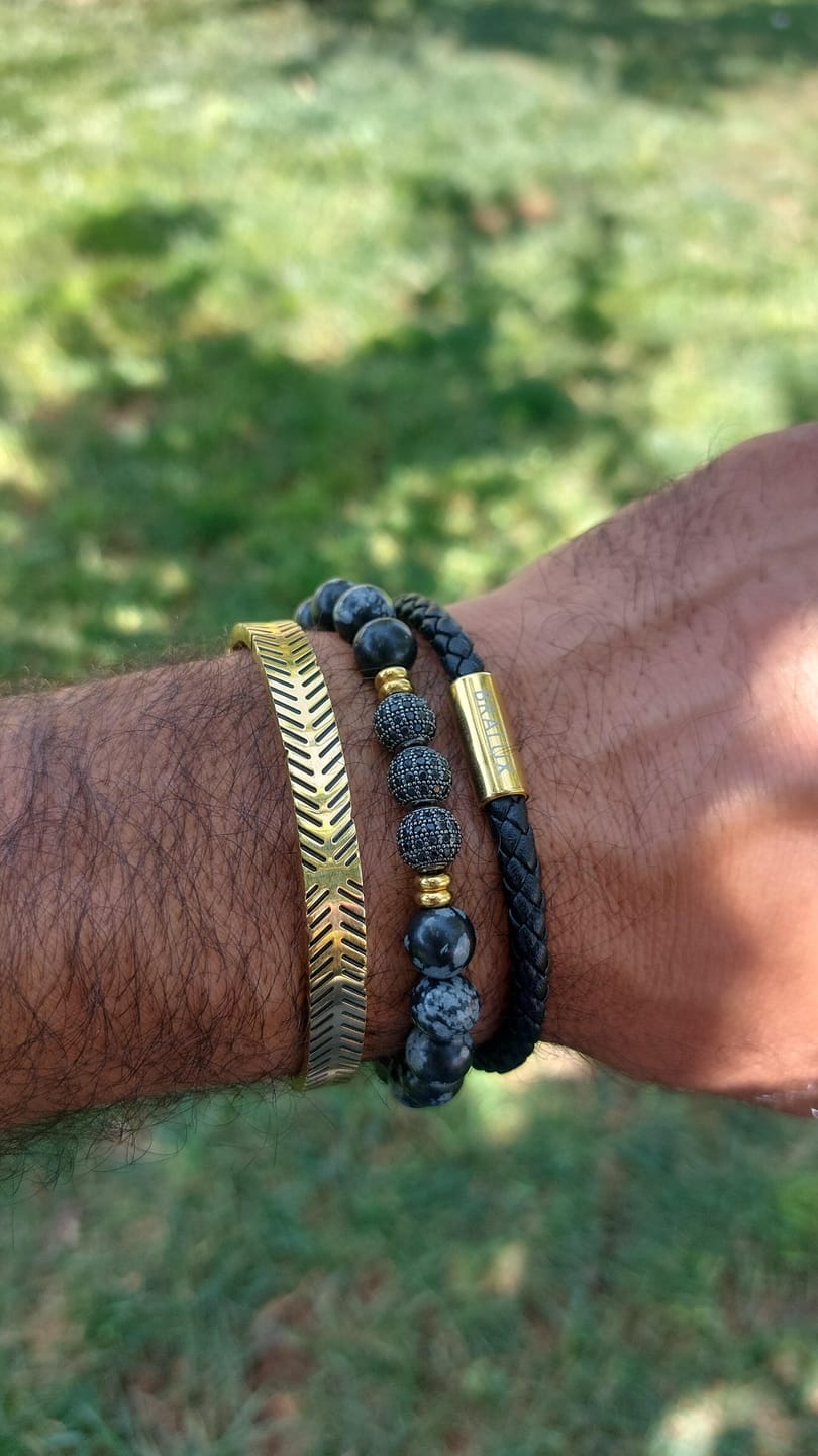 Customer photo review of Triple Disco Ball Thread Bracelet