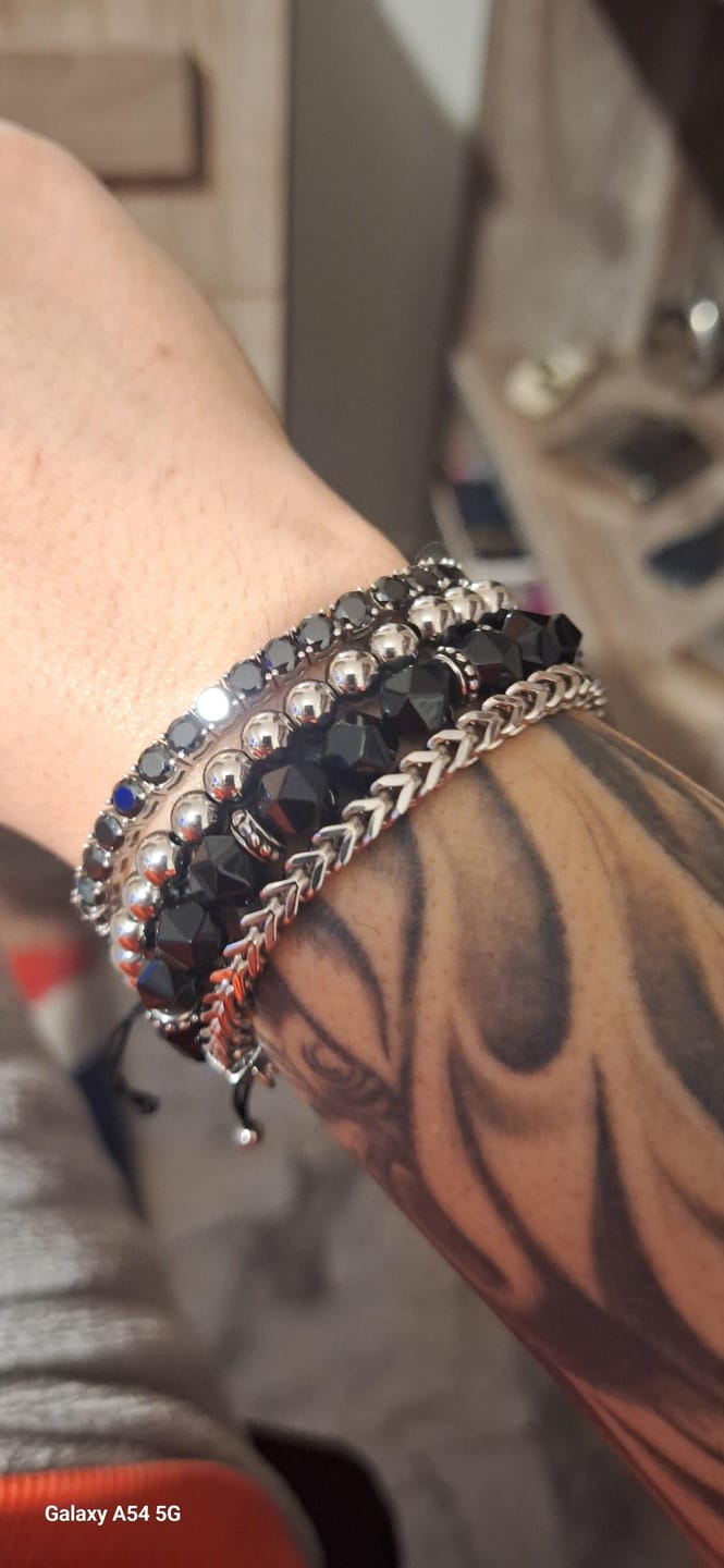 Customer photo review of Agate Vintage