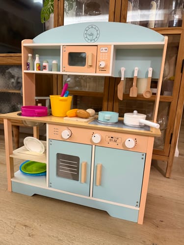 Customer photo review of מטבח עץ קלאסי לילדים דגם טוהר
