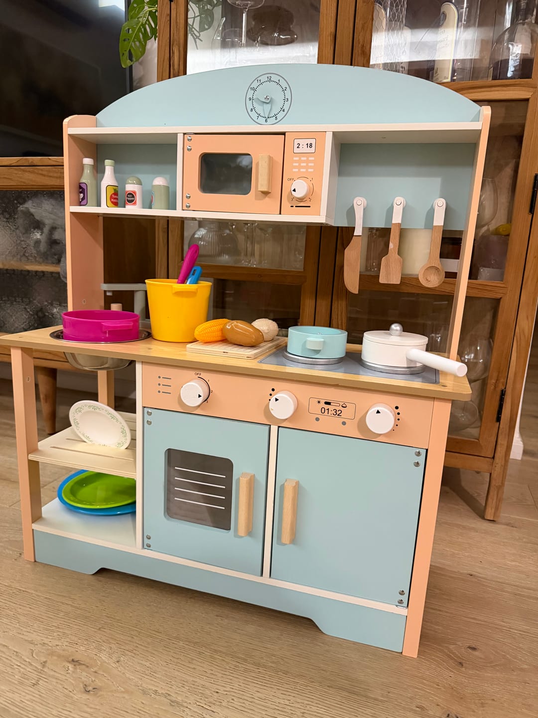 Customer photo review of מטבח עץ קלאסי לילדים דגם טוהר