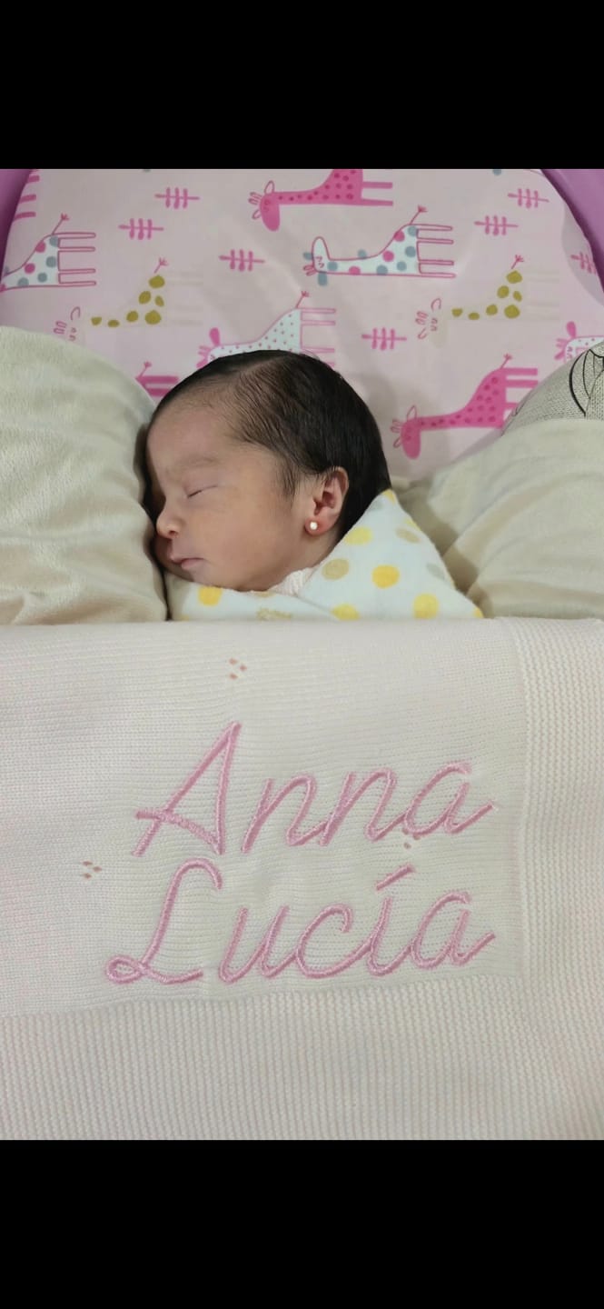 Customer photo review of Kit de bienvenida tejido personalizado Sweet