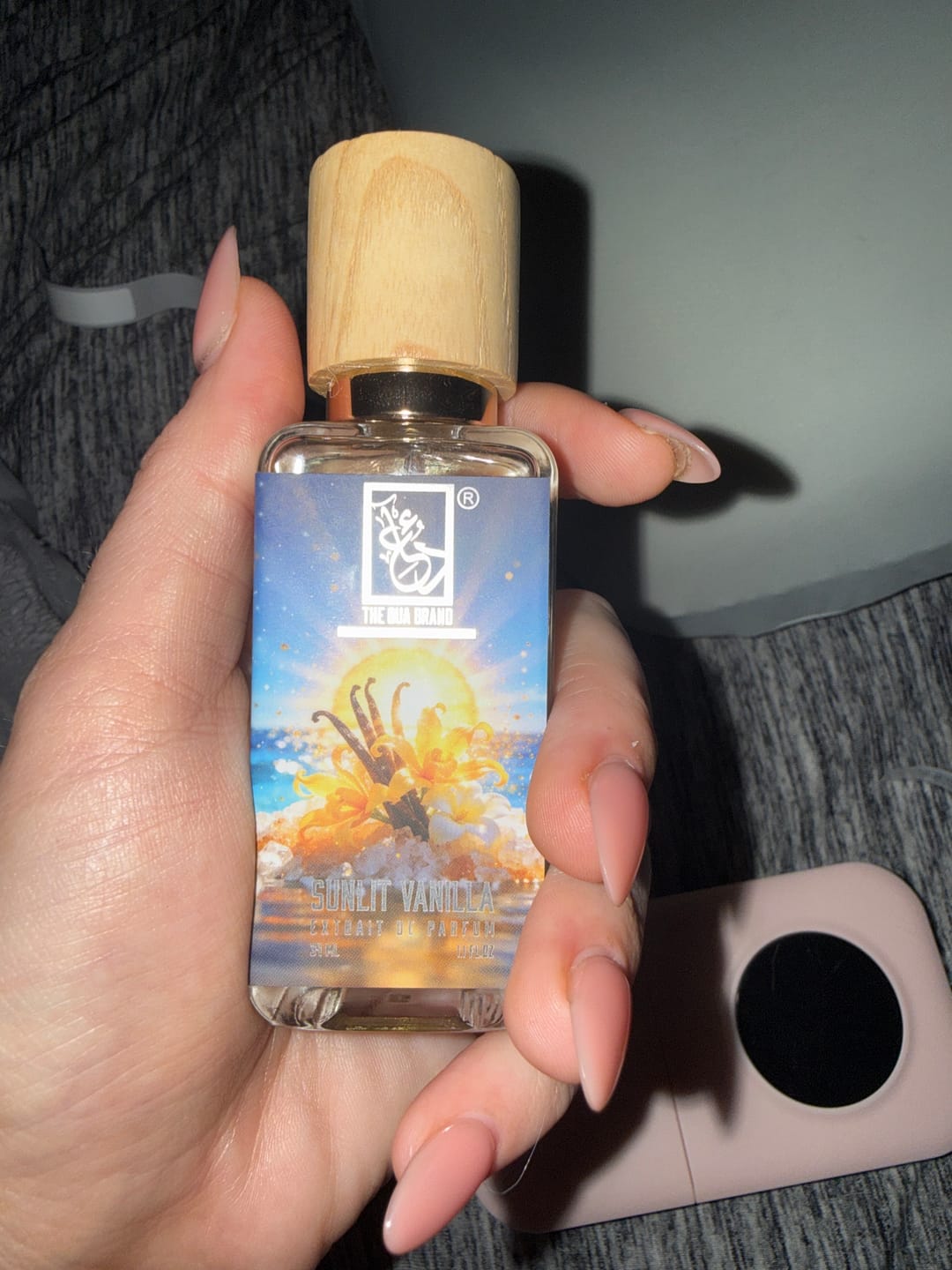 Customer photo review of Sunlit Vanilla