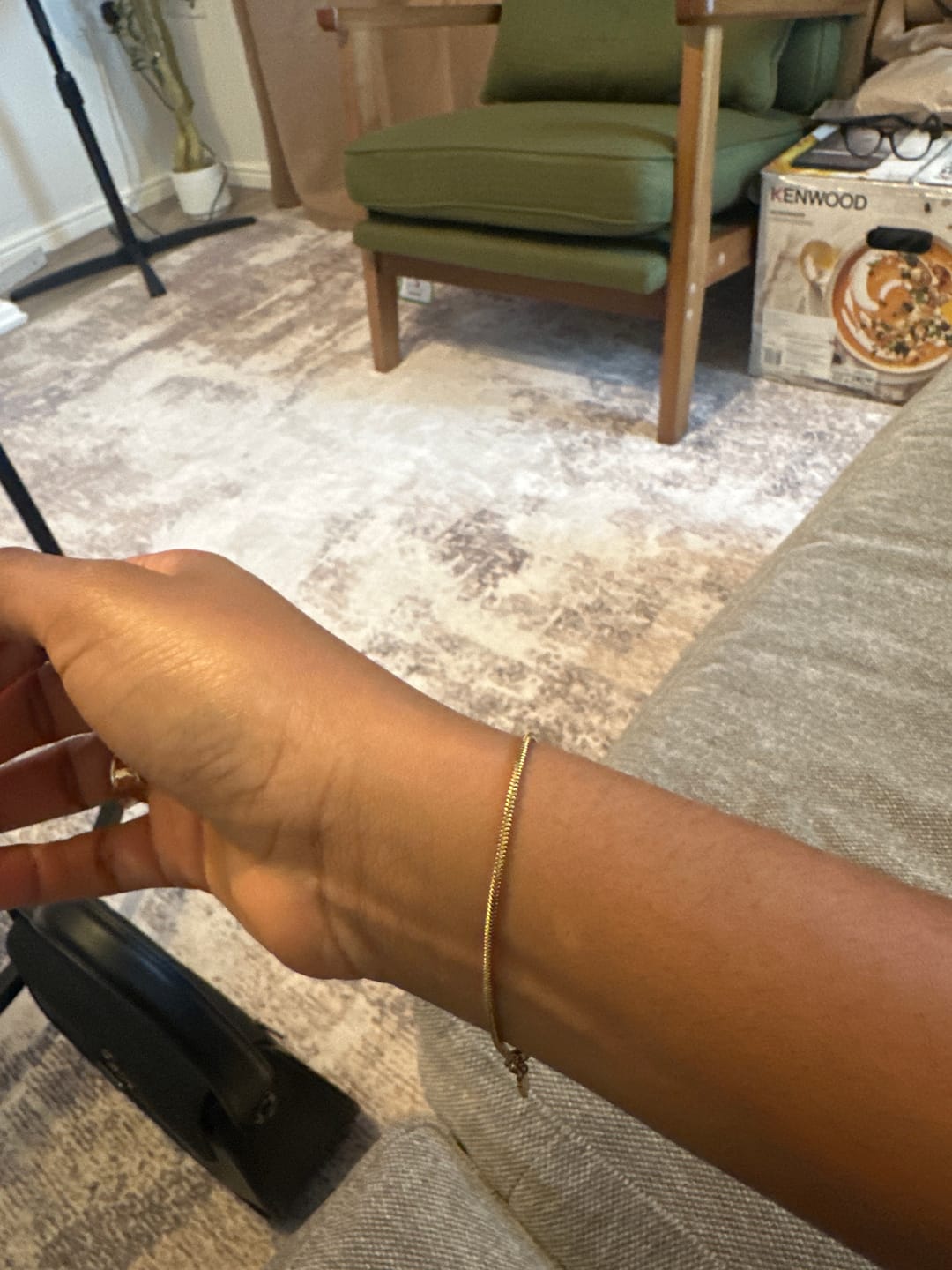 Customer photo review of Minimal Square Bracelet