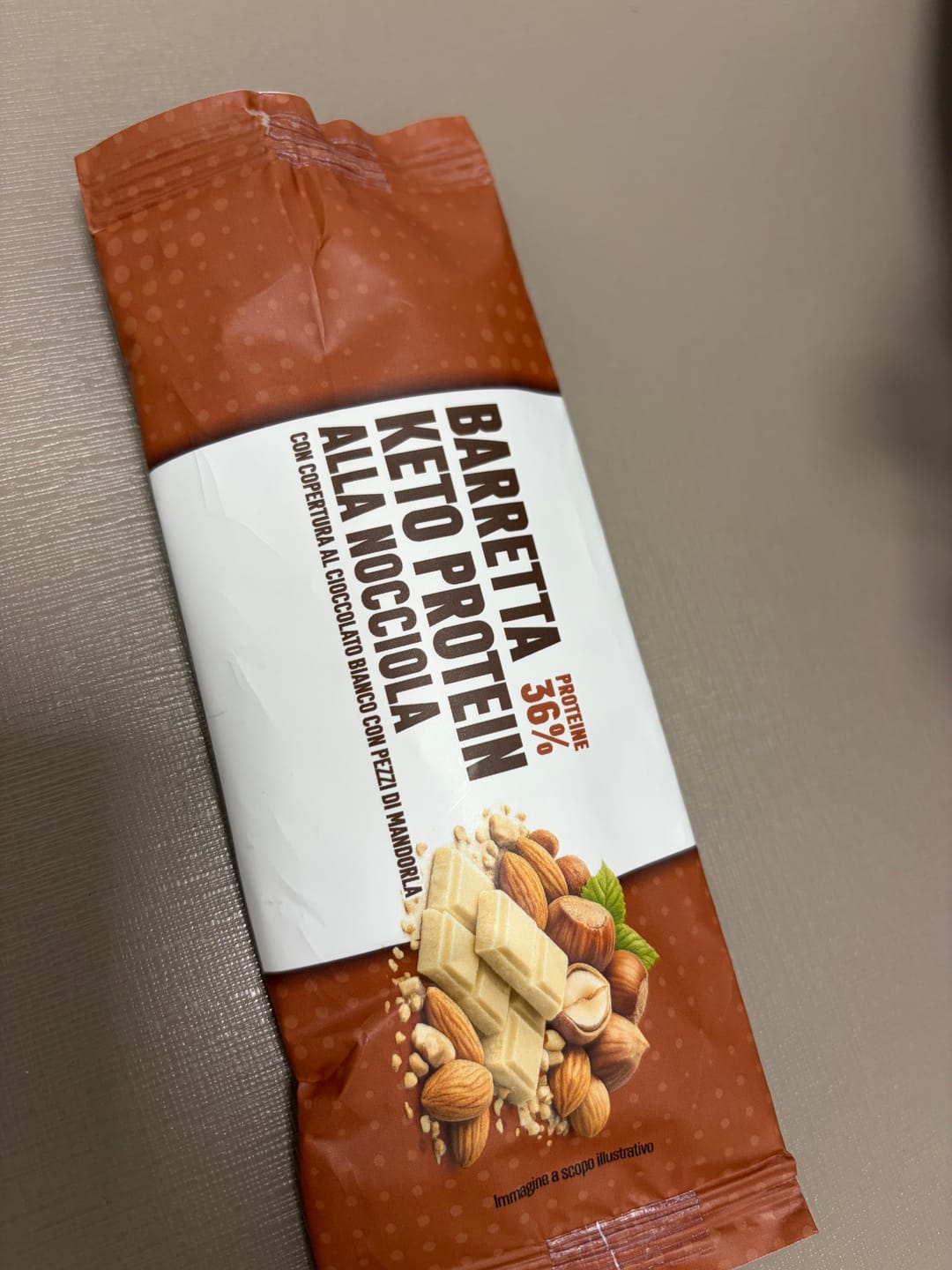 Customer photo review of Barretta keto protein al Cocco con Cioccolato Bianco e Mandorle
