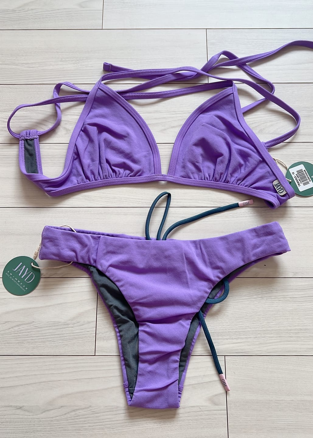 Customer photo review of TRIANGLE TOP - Lilac Haze
