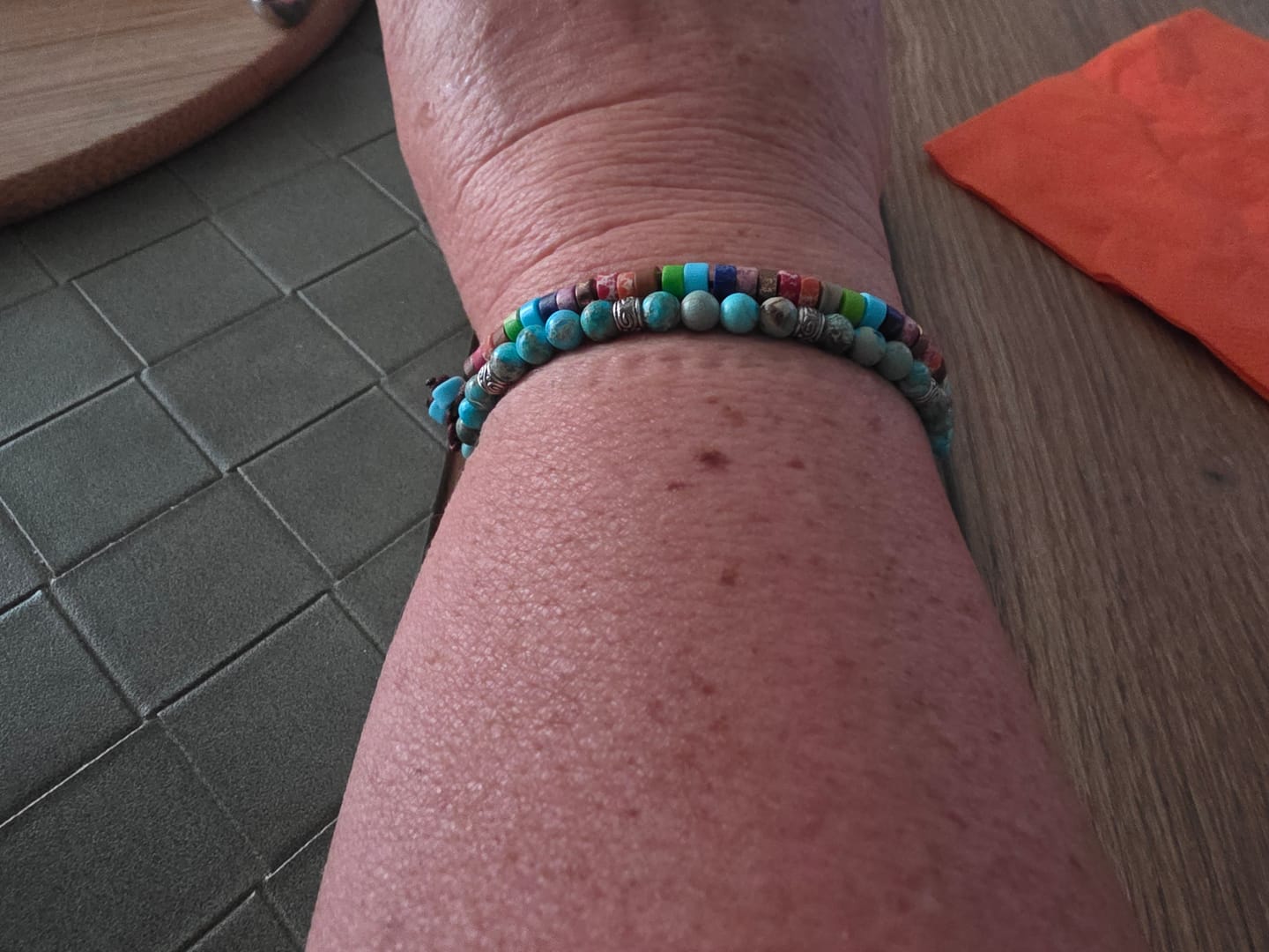 Customer photo review of 7 Chakren Energiearmband aus Jaspis