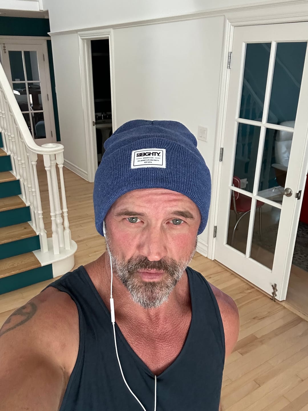 Customer photo review of 80eighty® HQ Arctic Beanie