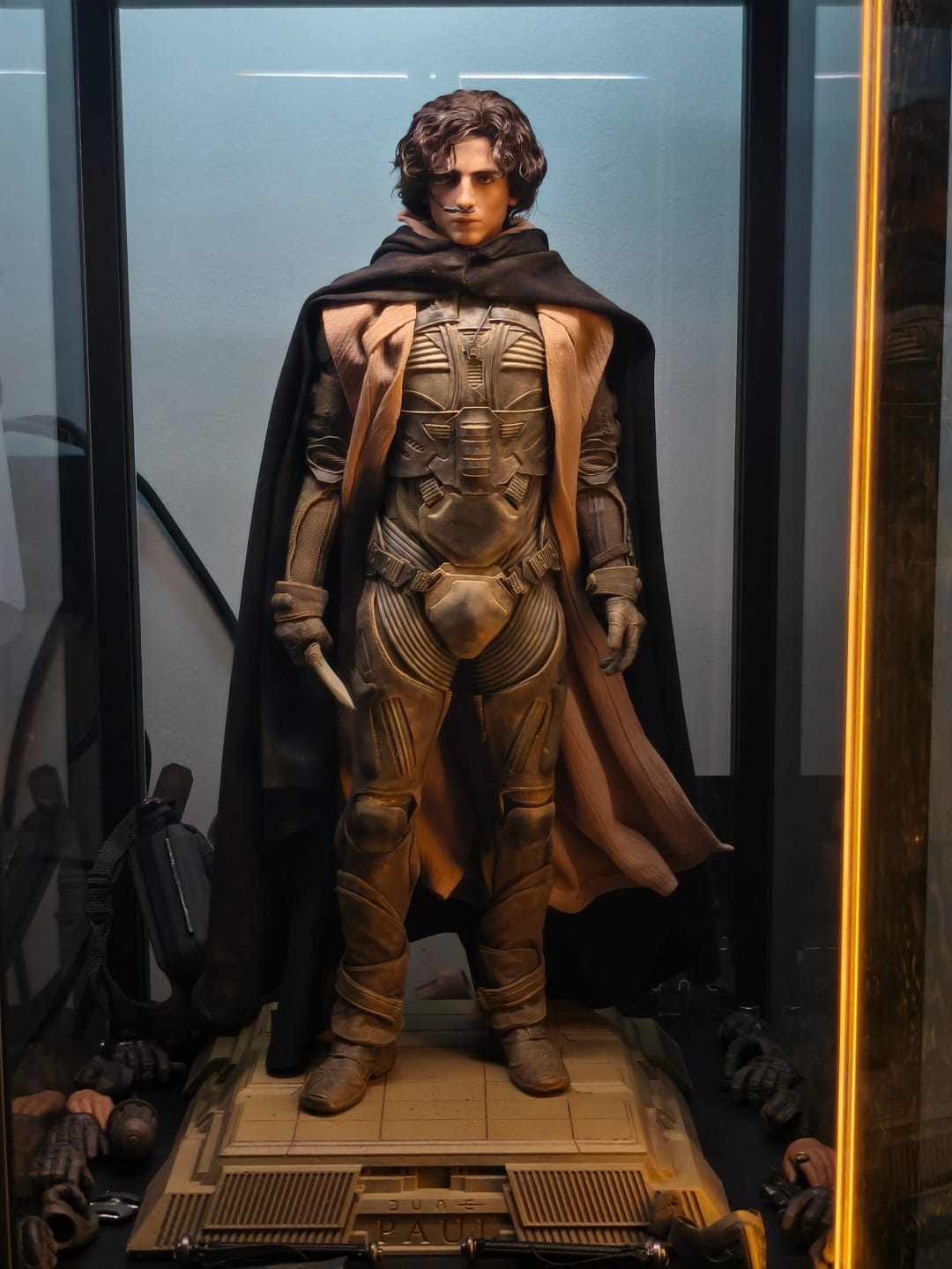 Customer photo review of Paul Atreides 1/6 Collectible Figure  - Standard & Deluxe Version