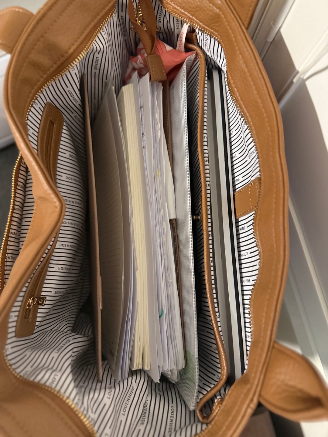 Customer photo review of Chicago Tote Bag - Nutmeg