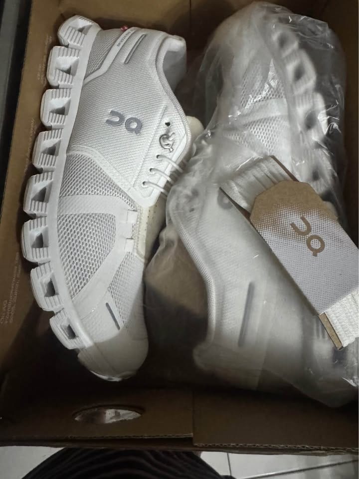 Customer photo review of Cloudswift 4 White - CSW