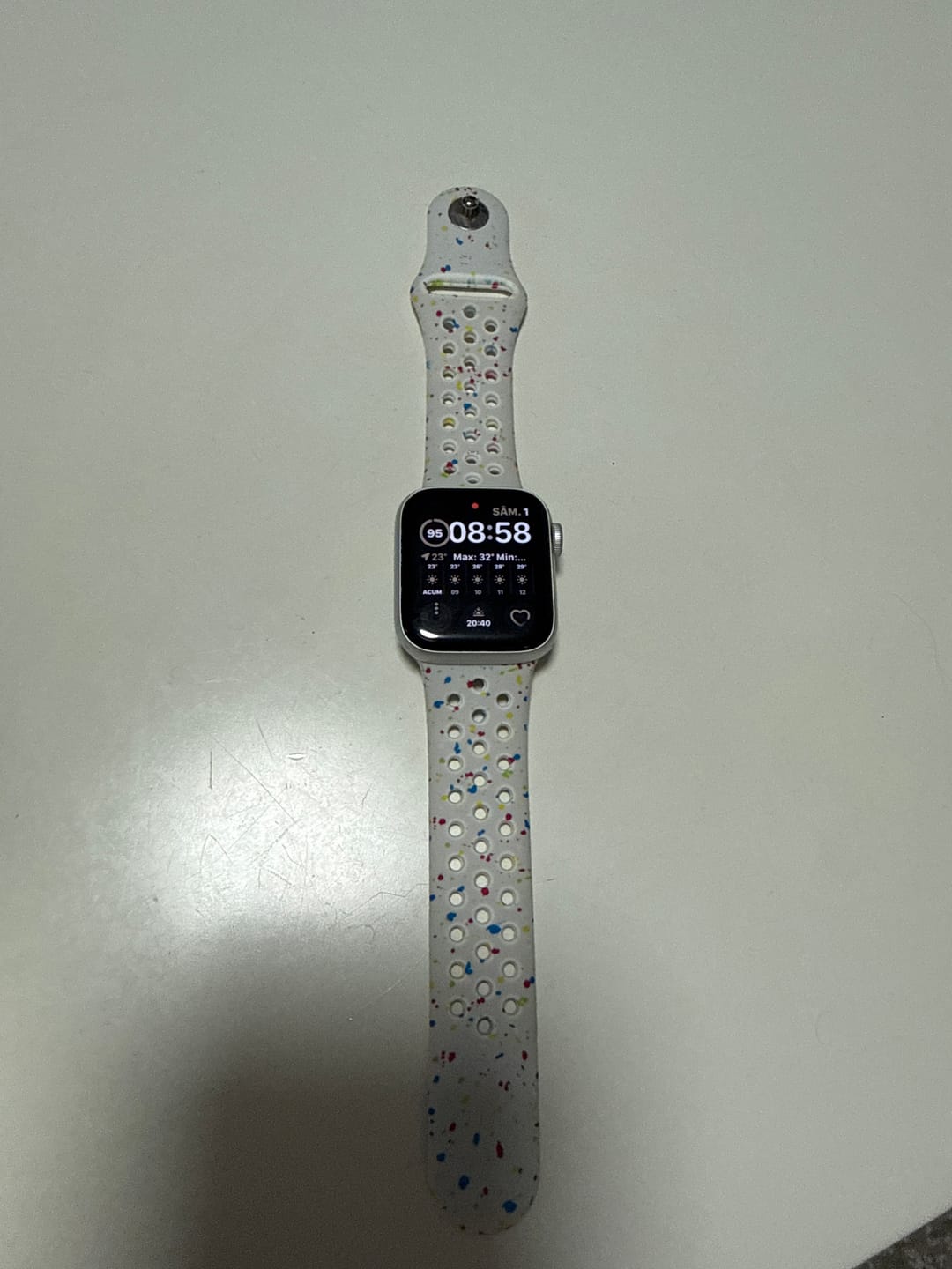 Customer photo review of Curea Ceas Apple Watch Silicon Sport Pure Platinum
