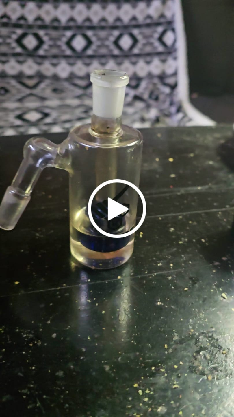 Customer video review of HONEYBEE HERB MATRIX PERC GLASS CYLINDER ASH CATCHER