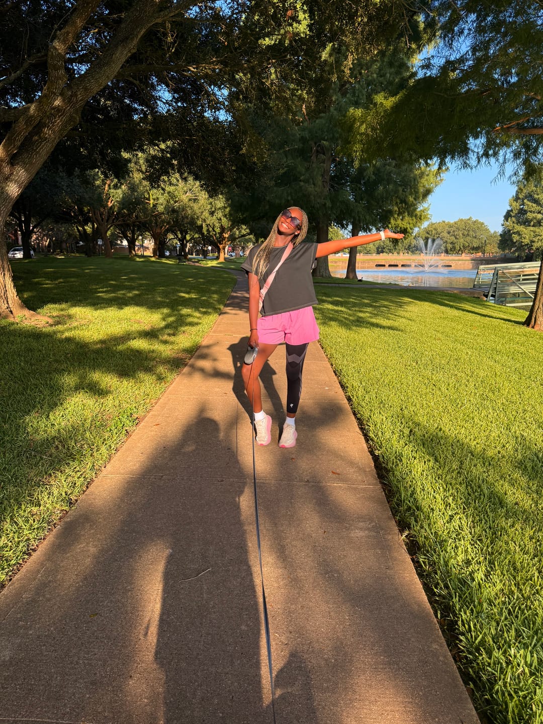 Customer photo review of Compression Sleeves V2 for Knees and Legs