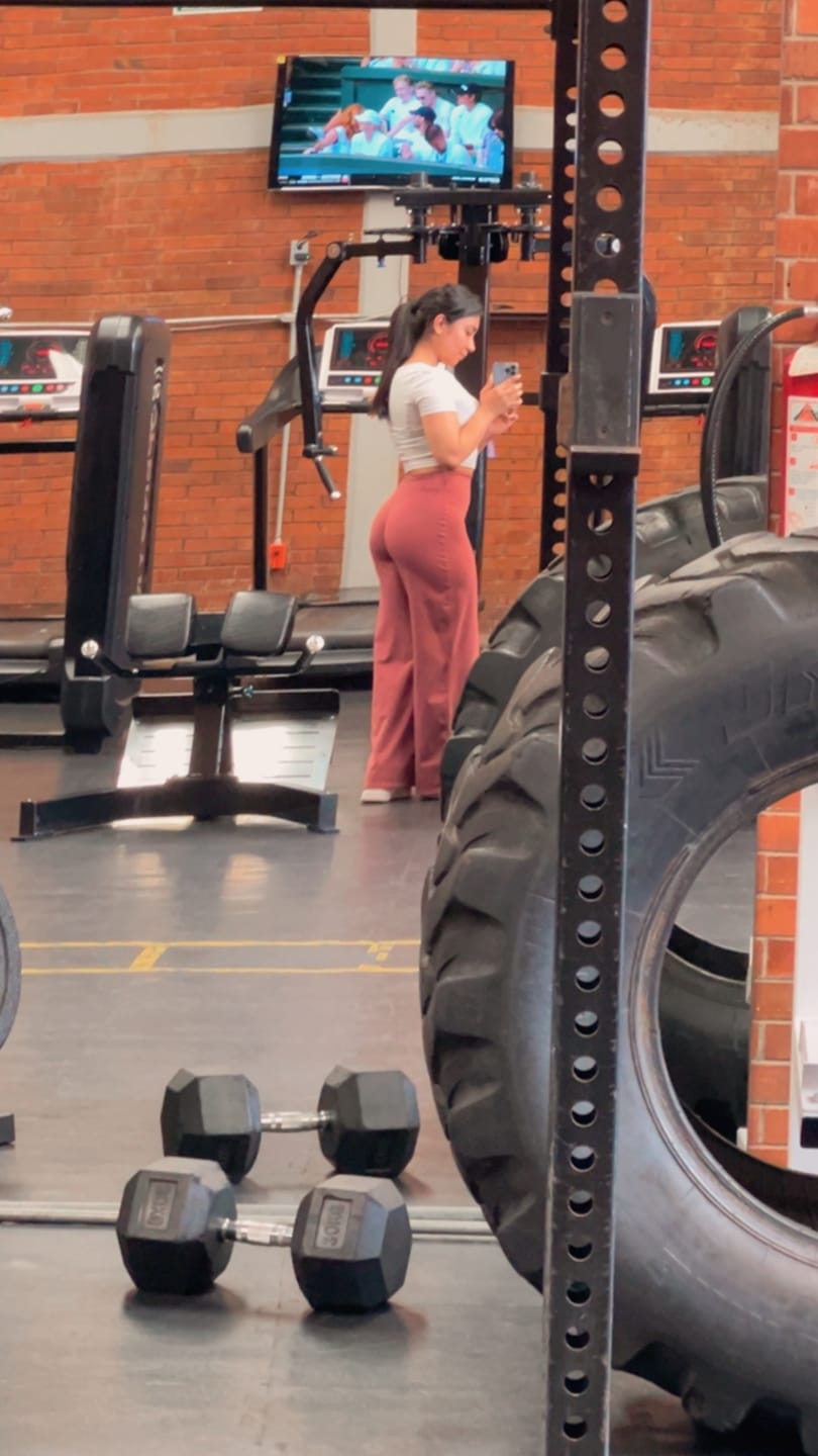 Customer photo review of W2289 - Kove Wide Leg Flare Leggings (Short)