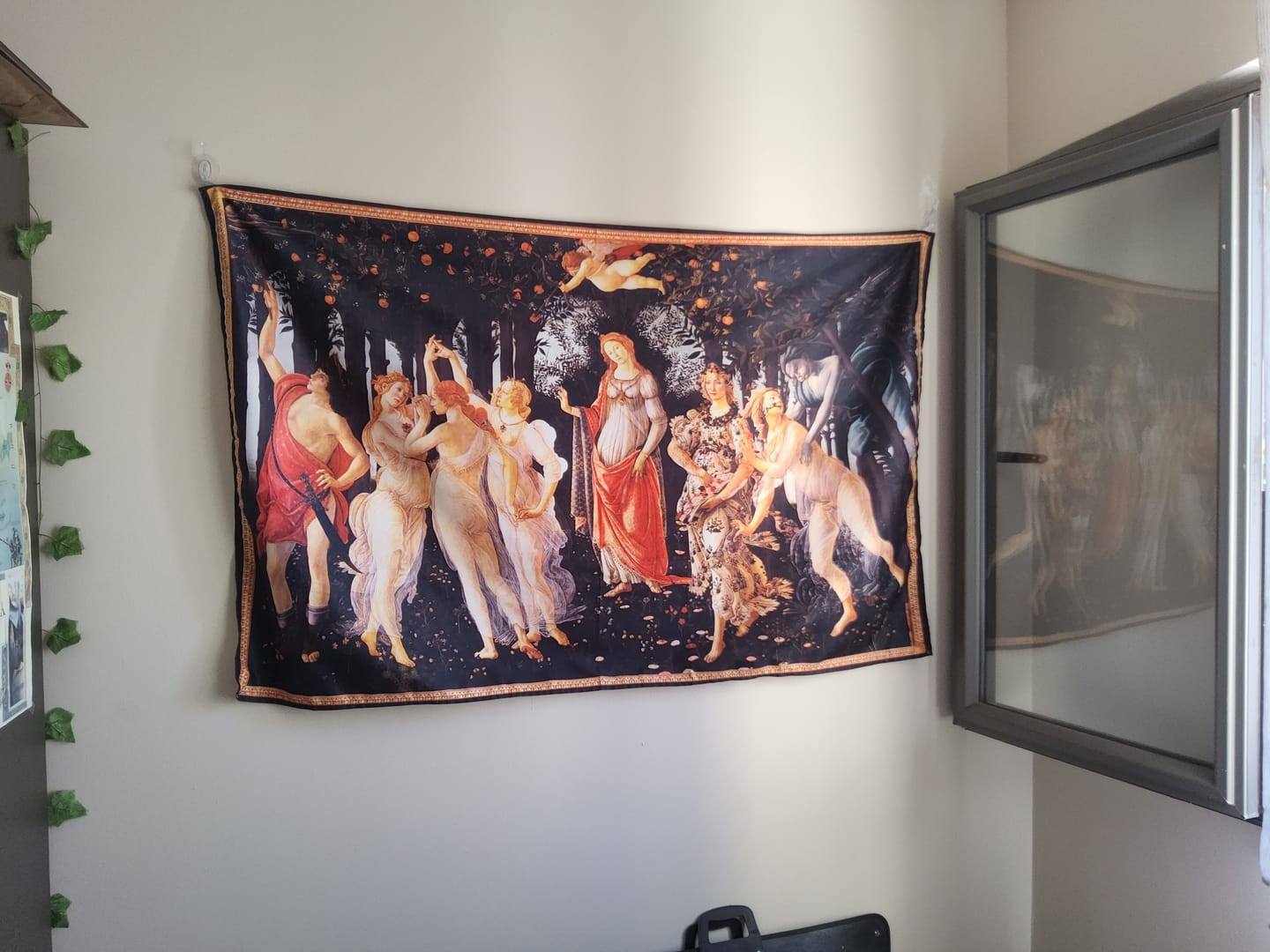 Customer photo review of Botticelli La Primavera Duvar Örtüsü