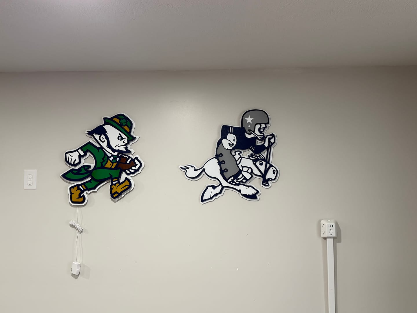 Customer photo review of Dallas Cowboys Retro "1969 Cowboy" 3D Vintage Metal Wall Art