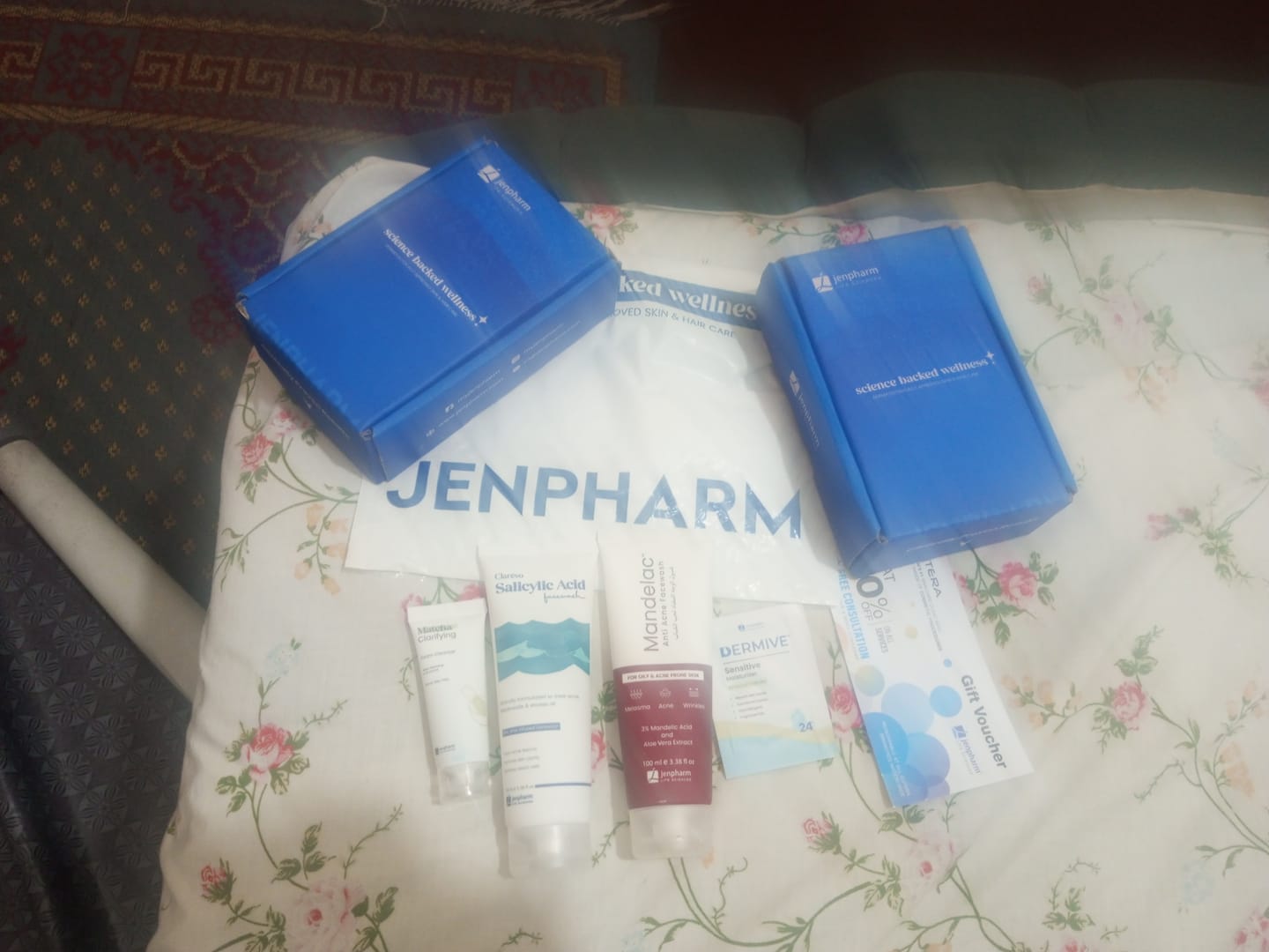 Customer photo review of Clarevo Salicylic Acid Facewash