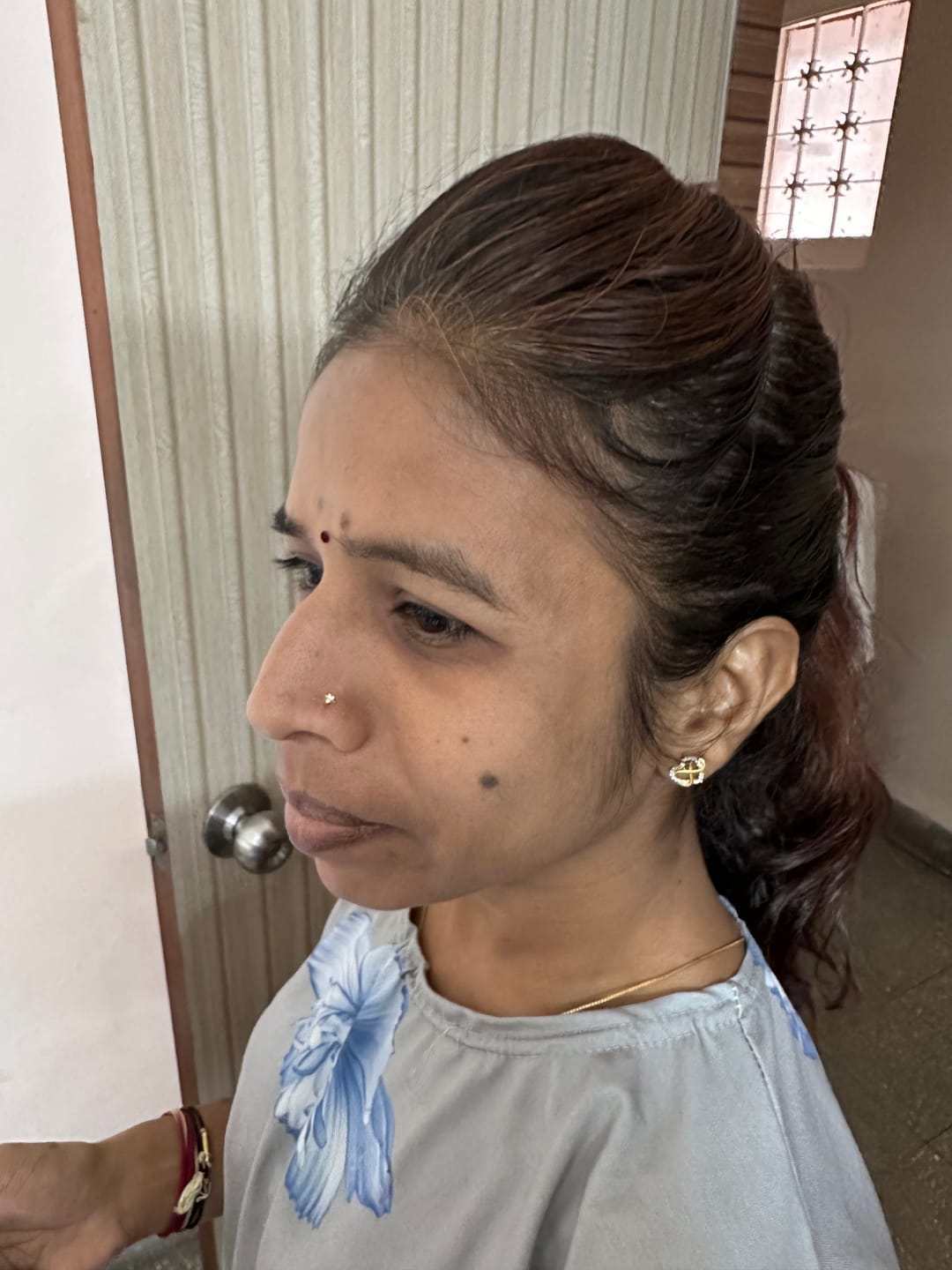 Customer photo review of Radiant Star Screw Nose Pin