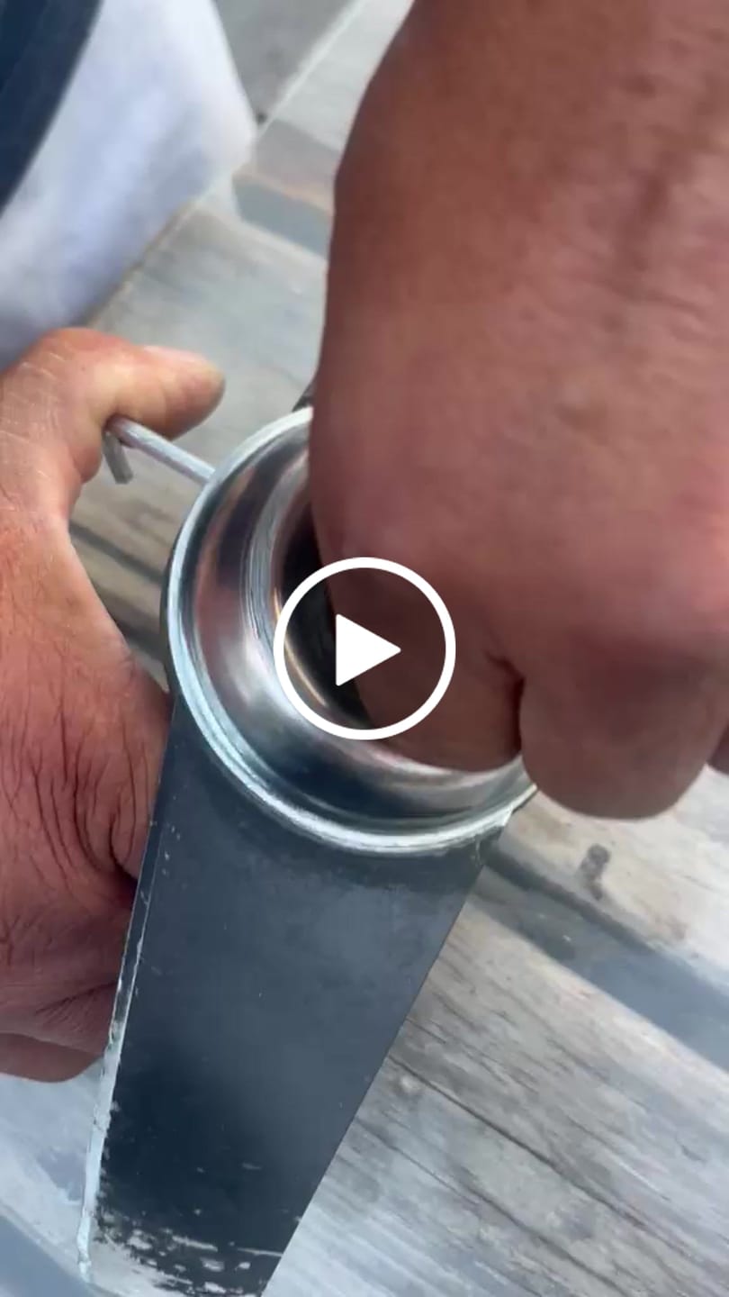 Customer video review of Akku Freischneider mit bürstenlosem Motor 1380W – Multifunktions Rasentrimmer mit Sägeblatt, Metallmesser und Bürsten, kabellose Motorsense