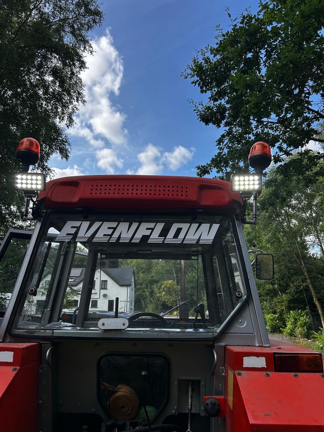 Customer photo review of Rectangular LED Work Light with Flood Beam 45w / LED Autolamps Red Line Range