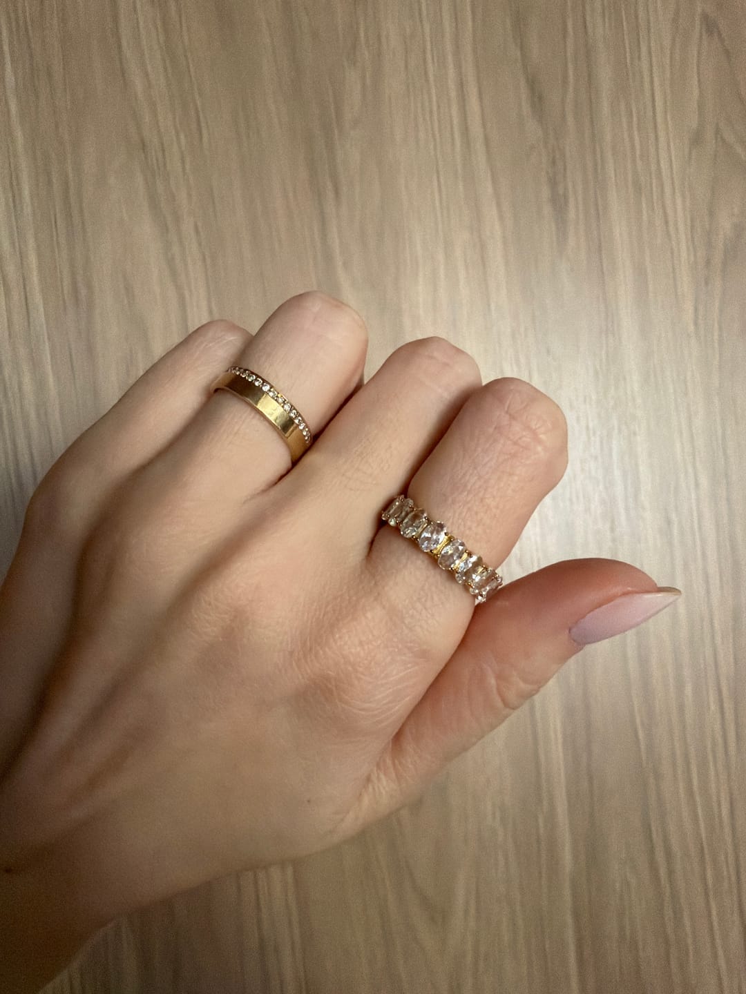 Customer photo review of Anel Riviera Moderna Banhado em Ouro 18k