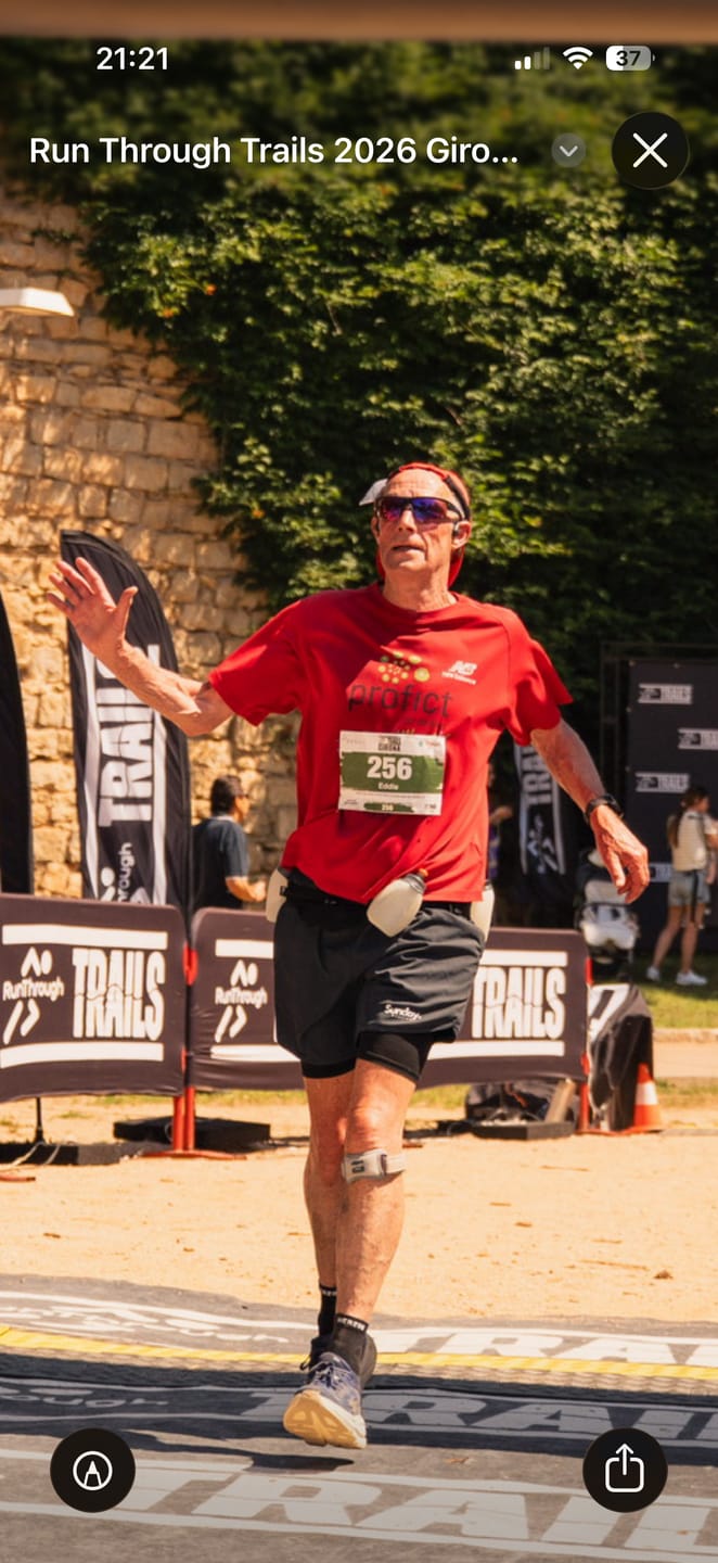 Customer photo review of The Ultimate 2-1 Running Short (2026)