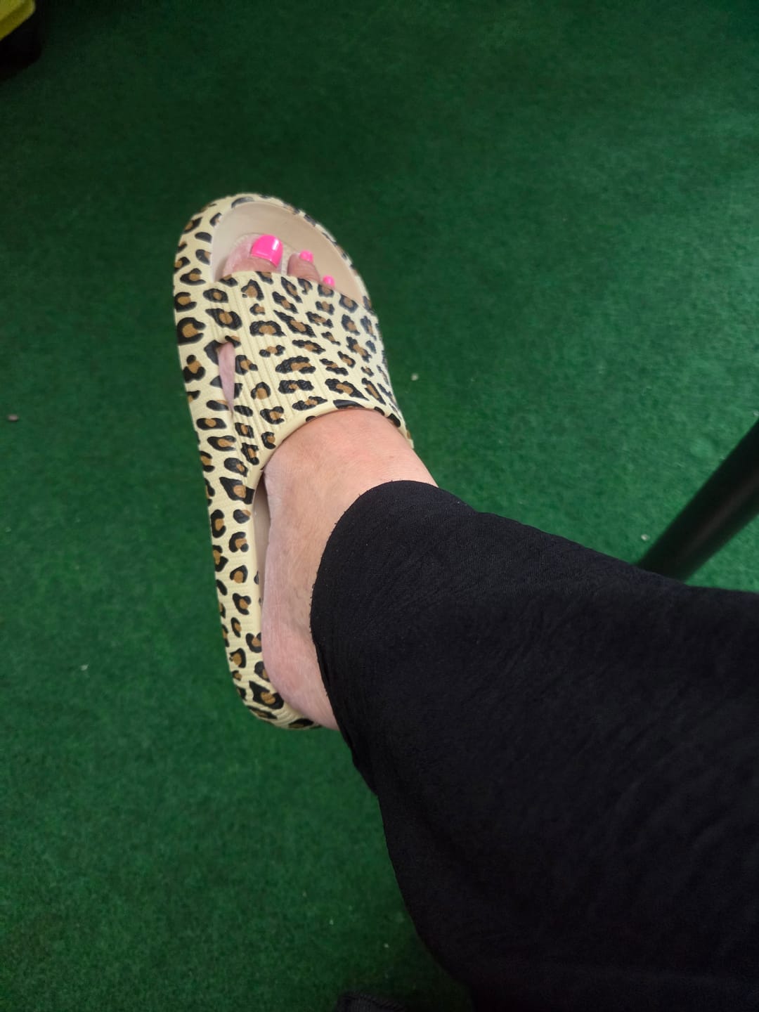 Customer photo review of HappyFlops Limited Editions