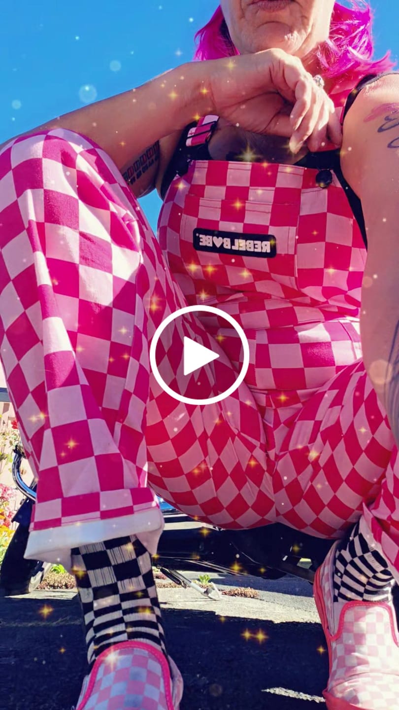 Customer video review of Women's Overall in Bubble Gum Checkered