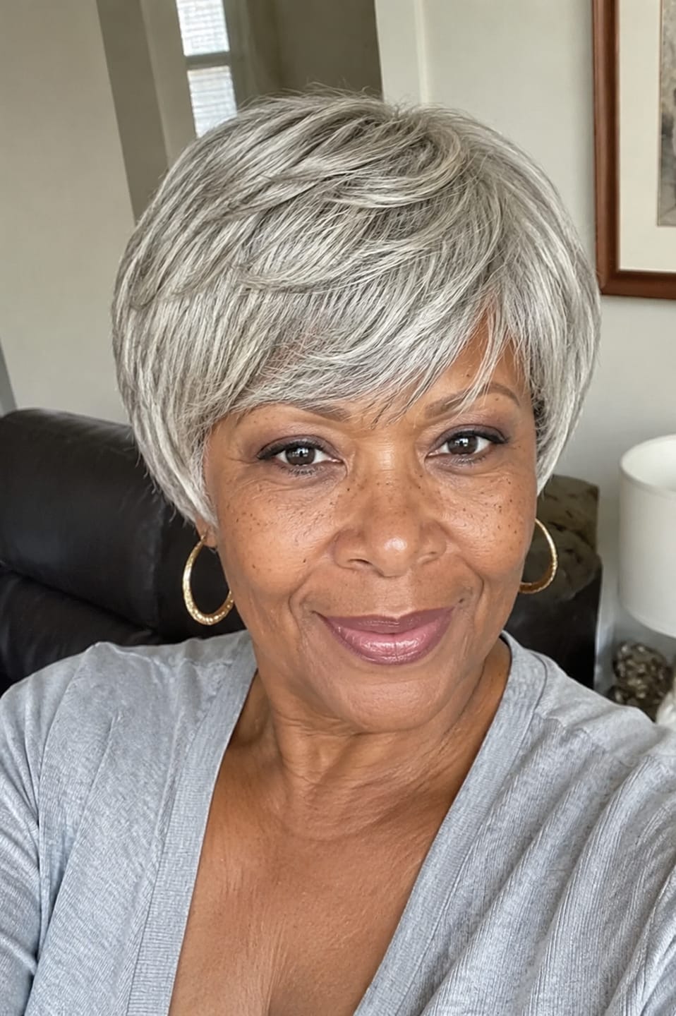 Customer photo review of Luvwin Salt & Pepper Pixie Cut Style Full Machine With Bangs Human Hair
