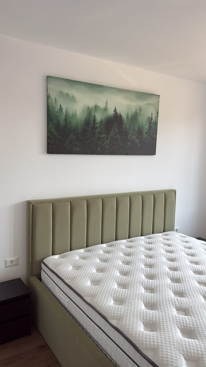 Customer photo review of Tablou personalizat canvas la comanda cu poza ta panza si rama de lemn fabricat in romania cadoul ideal familie si prieteni