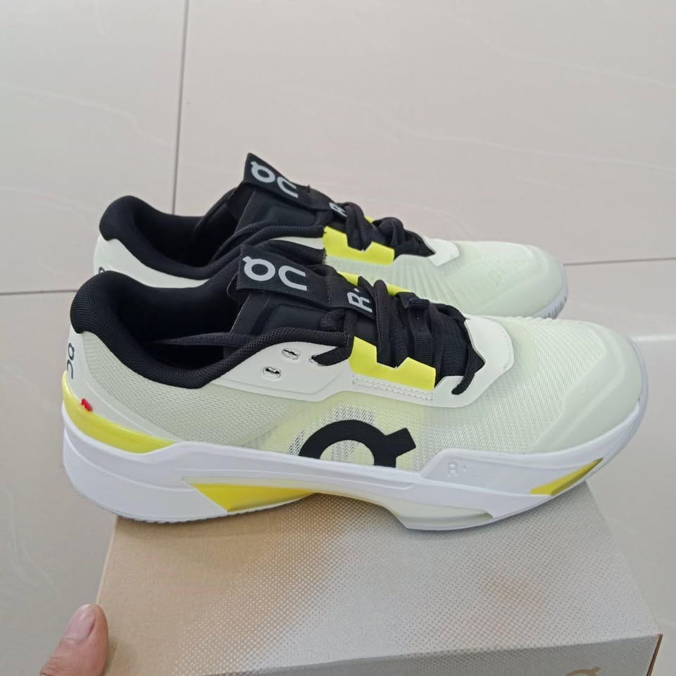 Customer photo review of Roger Pro Fire Lime -RFY-YELLOW