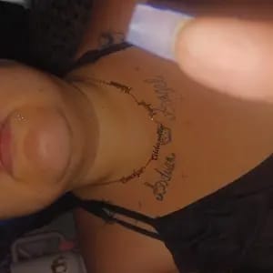 Customer photo review of The Custom Signature Name Necklace