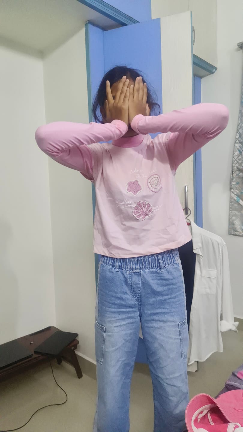 Customer photo review of Neck and Sleeve Extender Baby Pink
