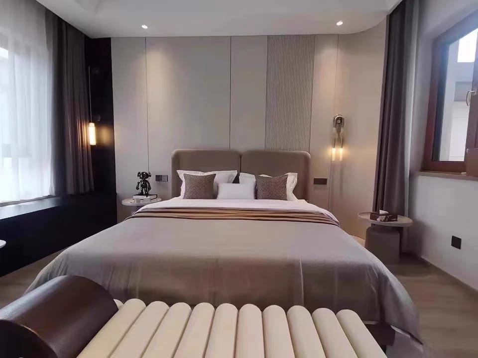 Customer photo review of Horsehair Wall Lamp, Wrought Iron, White Glass Shade, G9, 3000K