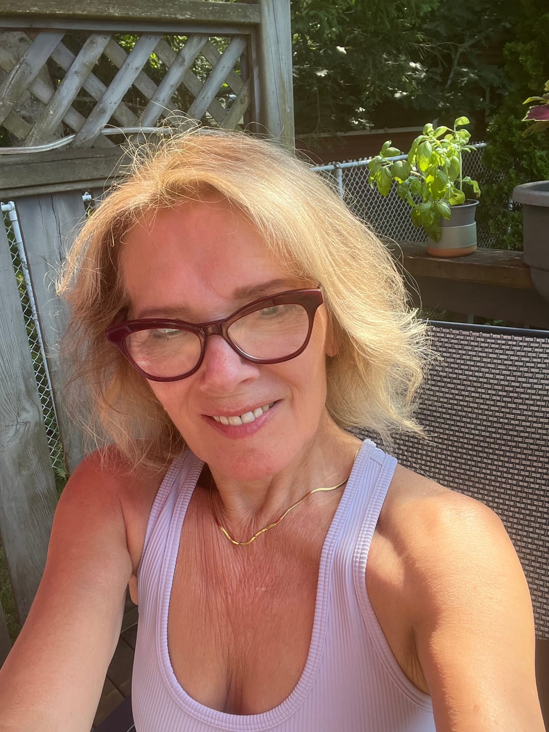 Customer photo review of Voluminous Dry Shampoo