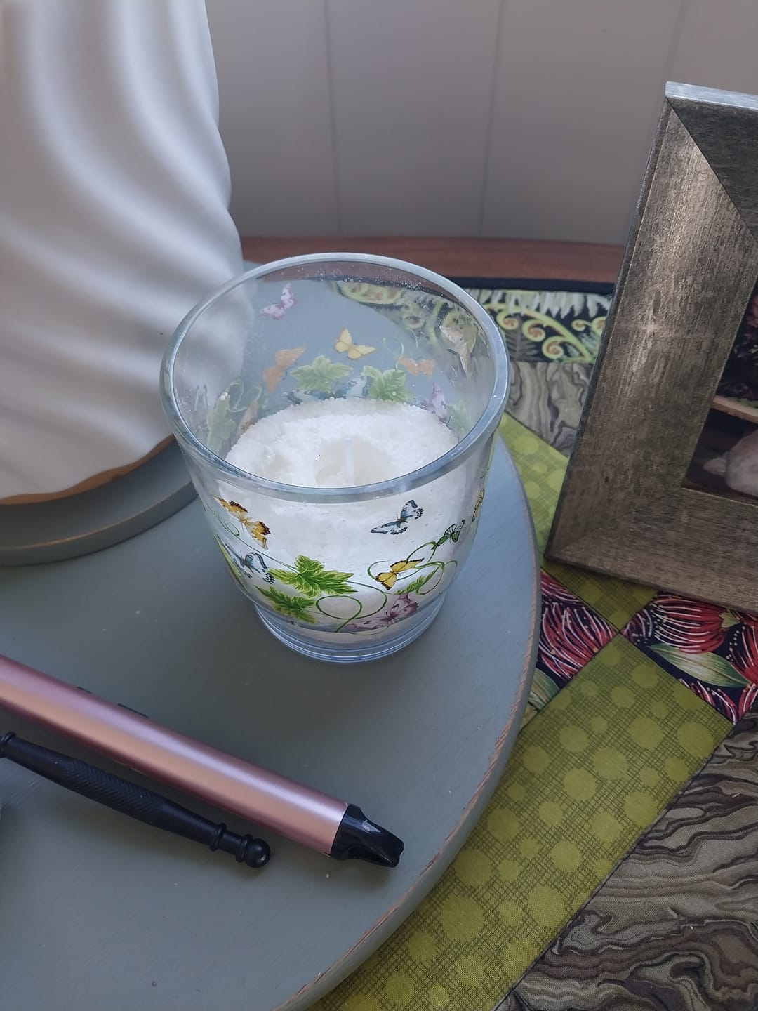 Customer photo review of Bella Luce Candle Sand
