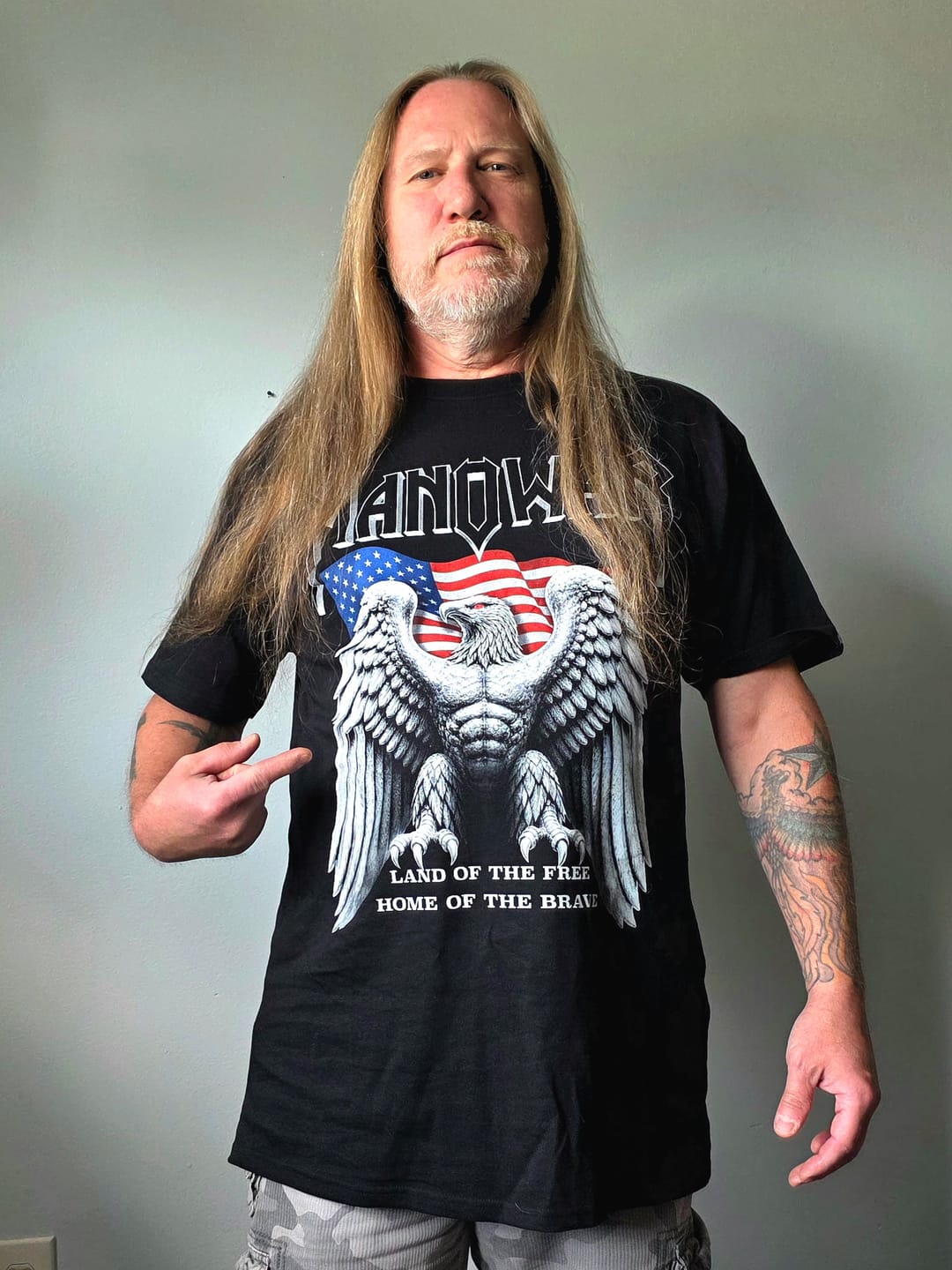 Customer photo review of MANOWAR T-SHIRT BATTLE HYMNS USA