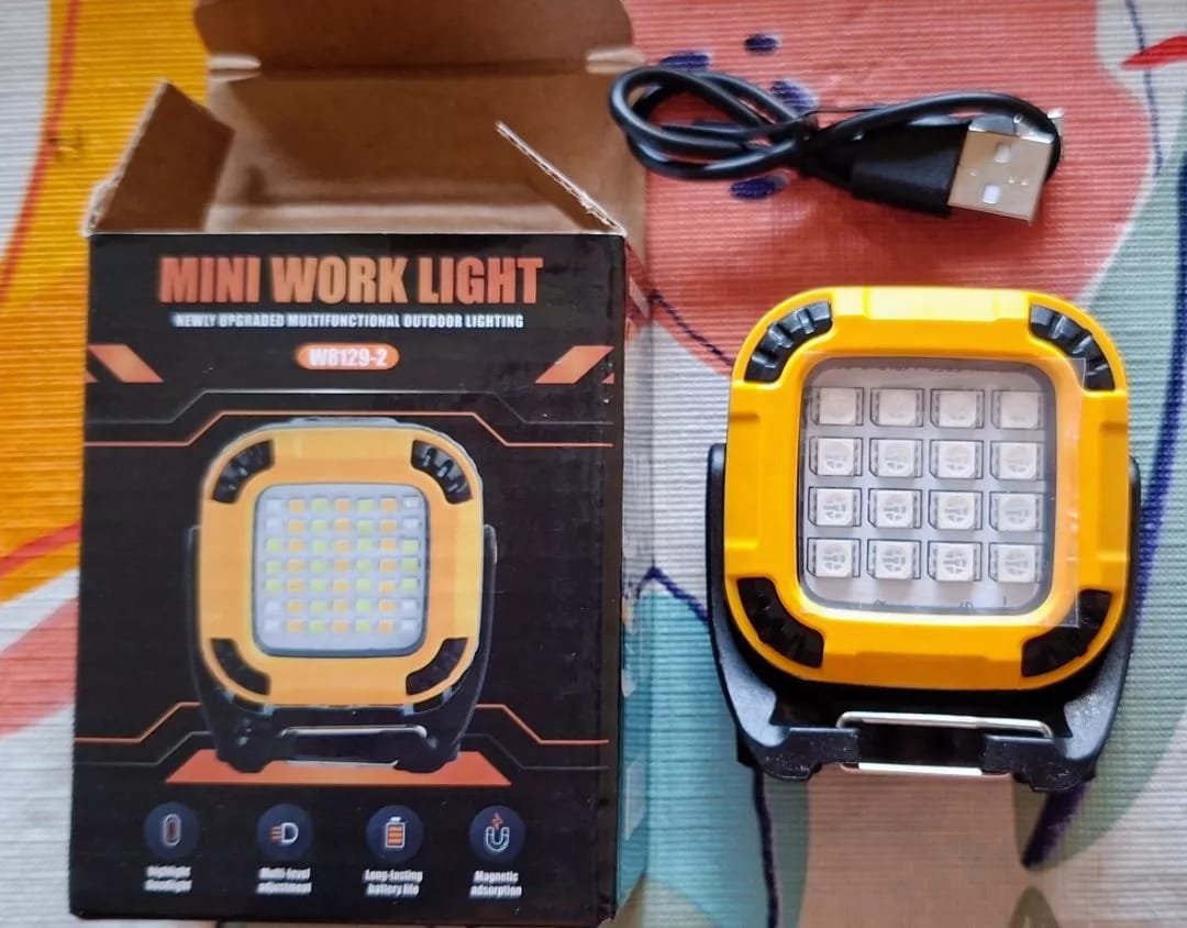 Customer photo review of LED Multi-functional Portable Type-C Emergency Rotating Light Magnet Flashlight