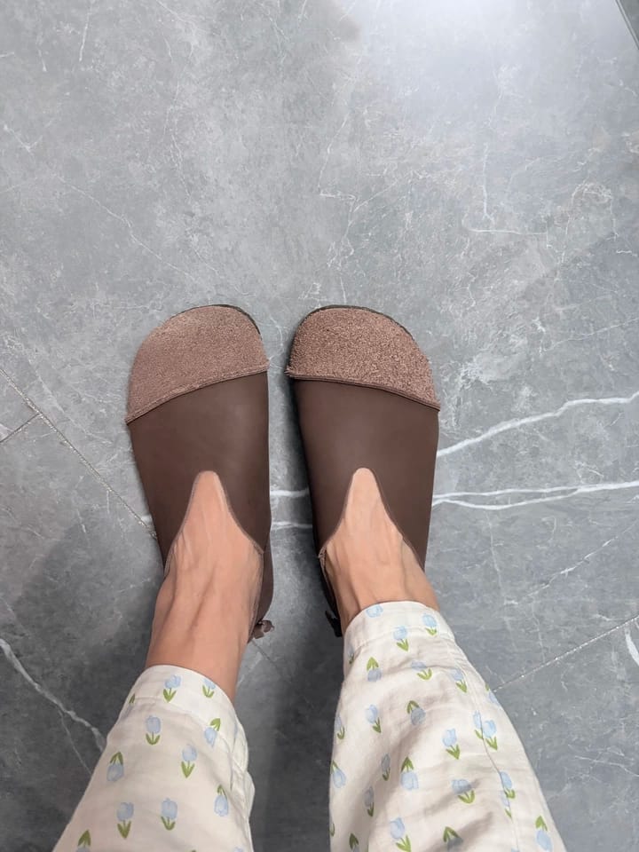 Customer photo review of Round Toe Comfortable Soft Leather Flat Shoes 35-41
