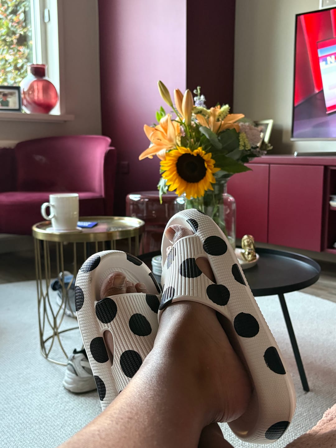 Customer photo review of HappyFlops Polkadots