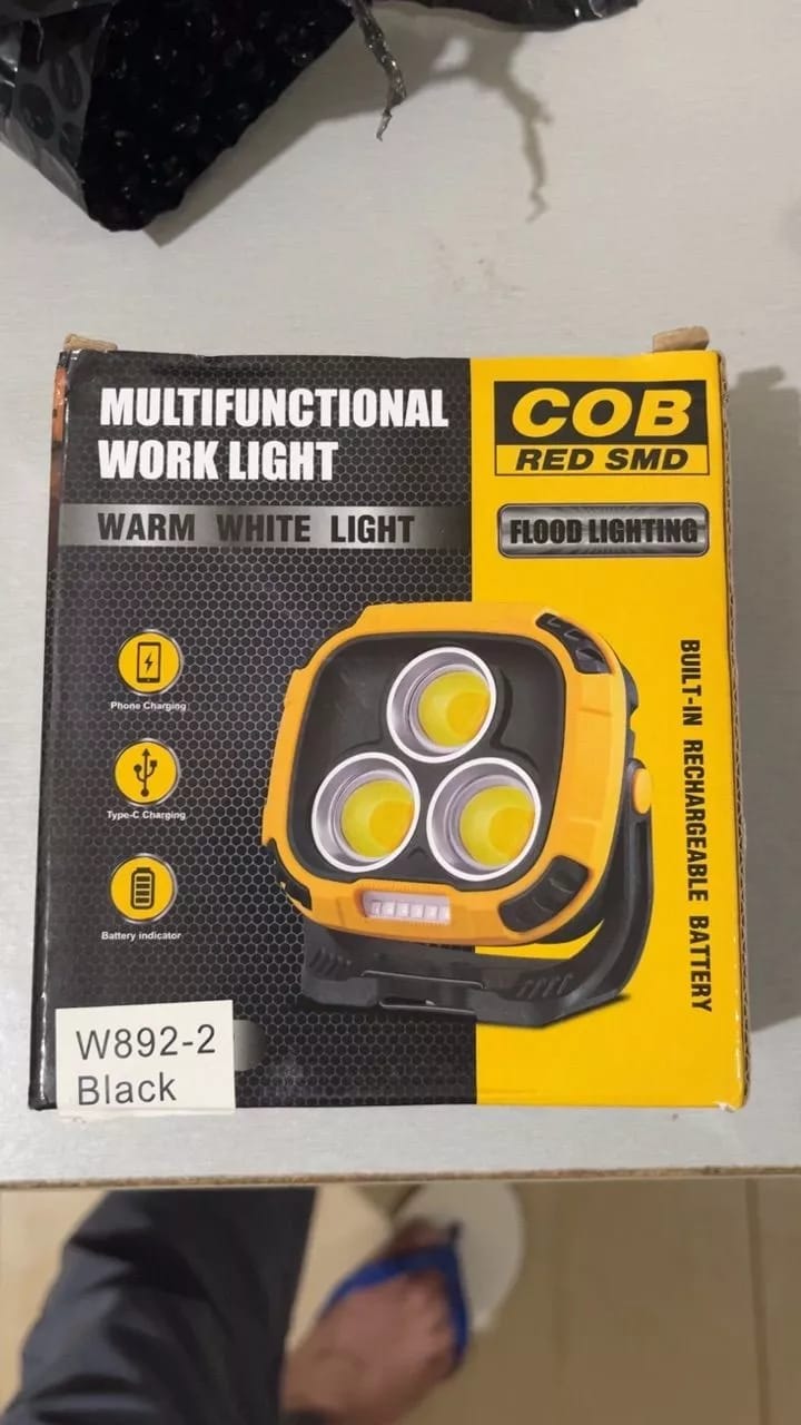 Customer photo review of LED Multi-functional Portable Type-C Emergency Rotating Light Magnet Flashlight