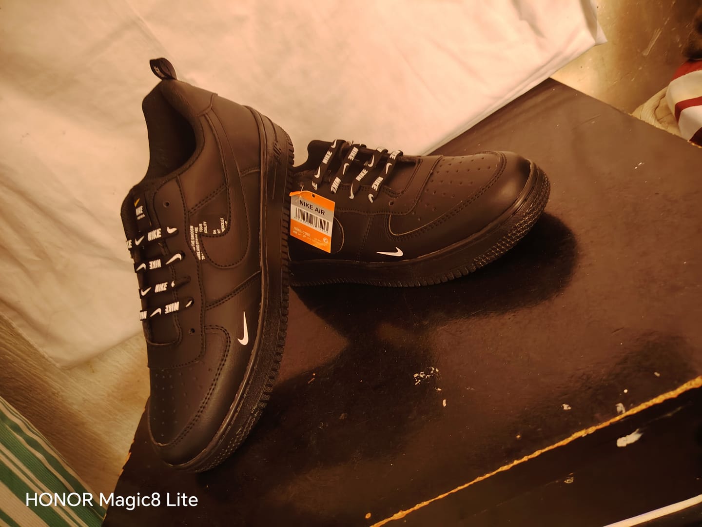 Customer photo review of Tenis Zoom Negro Total
