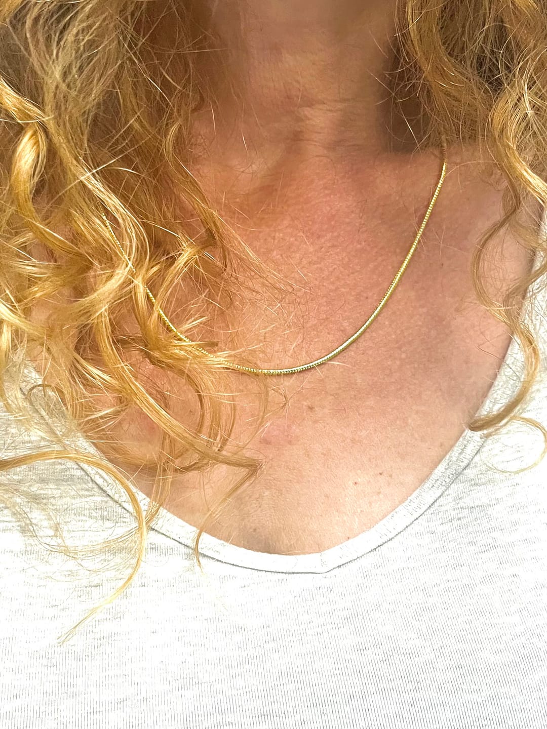 Customer photo review of Peyton 18k White Gold Plated Stacking Necklace Chain